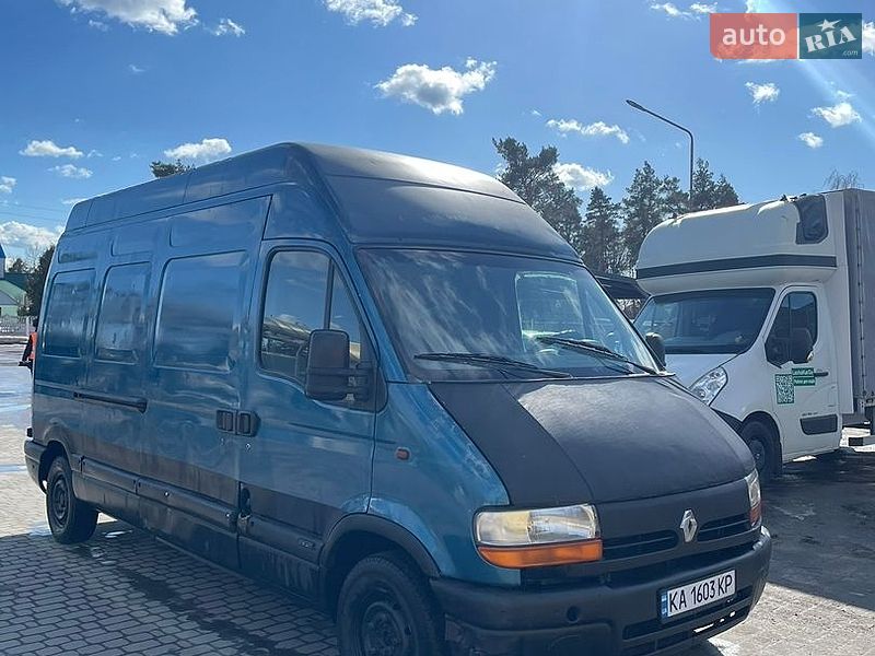 Вантажний фургон Renault Master 2000 в Сарнах