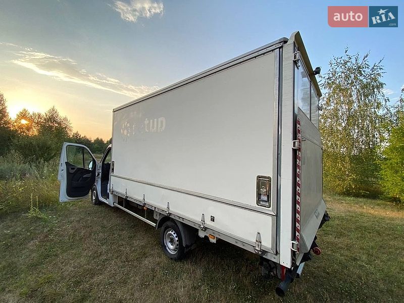 Інші вантажівки Renault Master 2017 в Бишеві