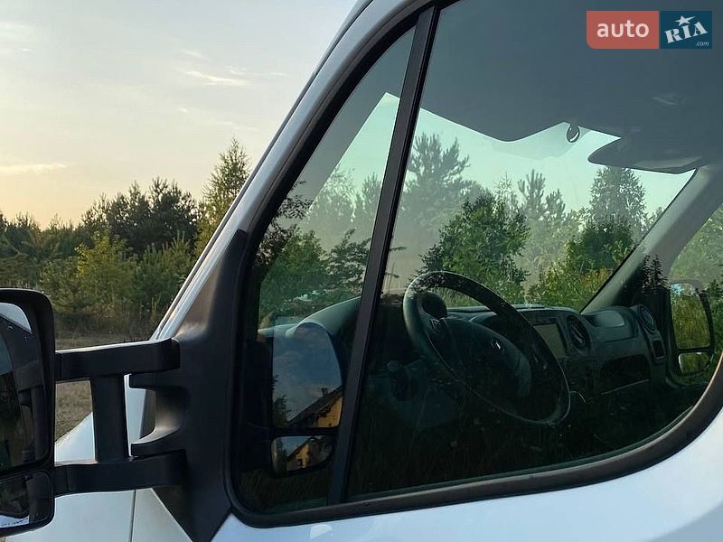 Інші вантажівки Renault Master 2017 в Бишеві