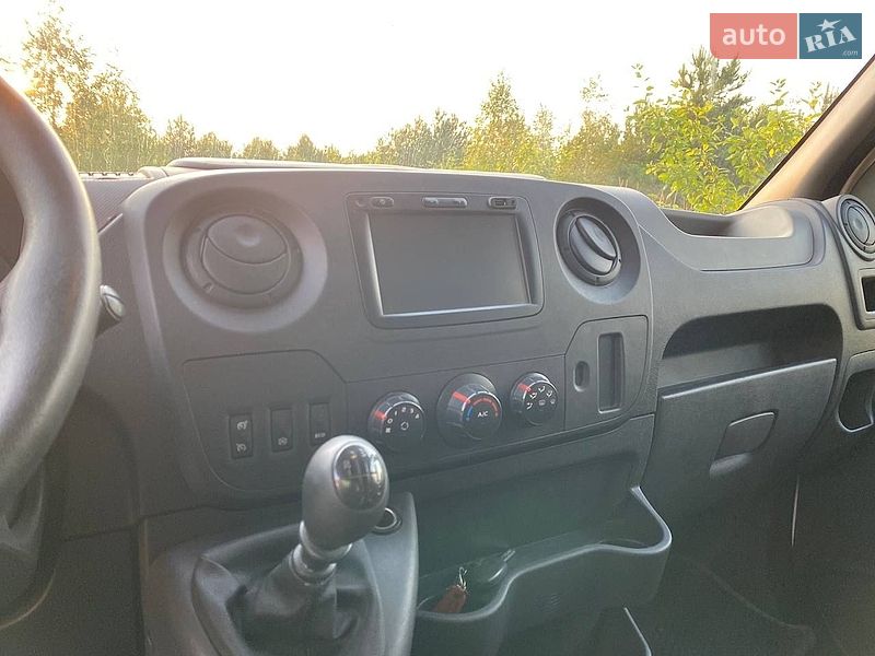 Інші вантажівки Renault Master 2017 в Бишеві