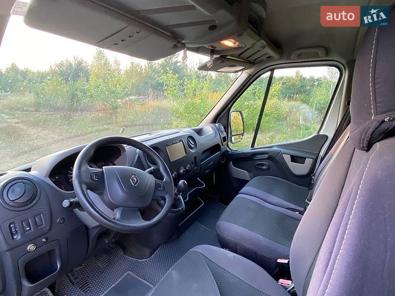 Інші вантажівки Renault Master 2017 в Бишеві