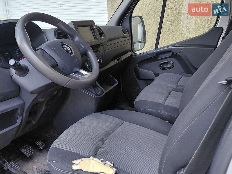 Грузовой фургон Renault Master 2021 в Луцке