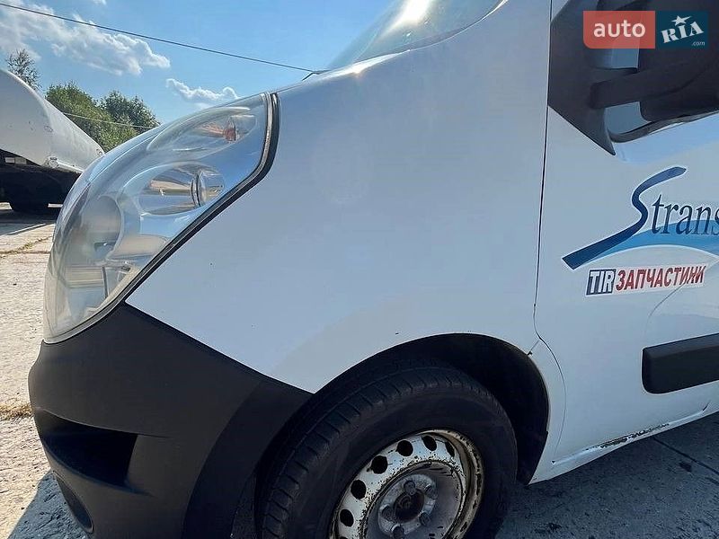 Вантажний фургон Renault Master 2014 в Львові