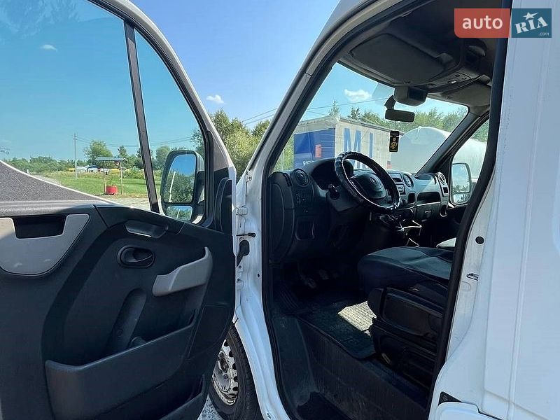 Вантажний фургон Renault Master 2014 в Львові
