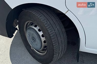 Вантажний фургон Renault Master 2021 в Рівному
