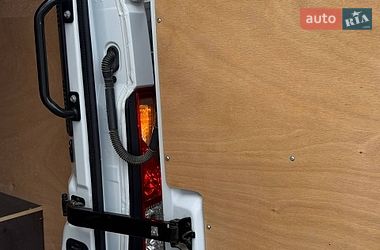 Вантажний фургон Renault Master 2021 в Рівному