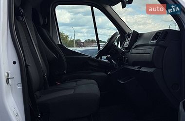 Вантажний фургон Renault Master 2021 в Рівному