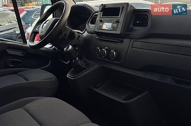 Вантажний фургон Renault Master 2021 в Рівному