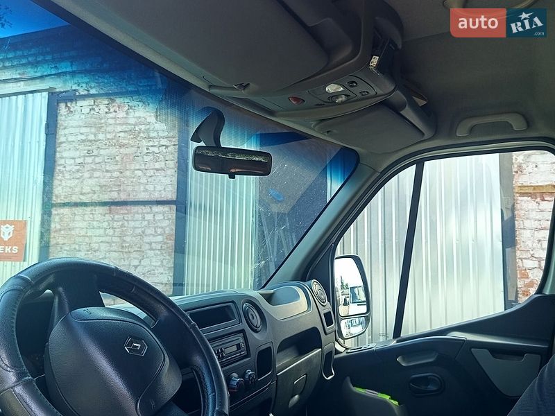Мінівен Renault Master 2012 в Чернігові