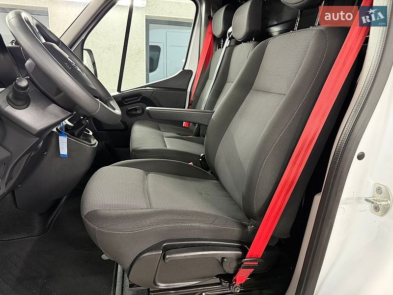 Микроавтобус грузовой (до 3,5т) Renault Master 2022 в Полтаве