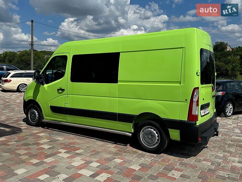 Вантажопасажирський фургон Renault Master 2017 в Великій Багачці
