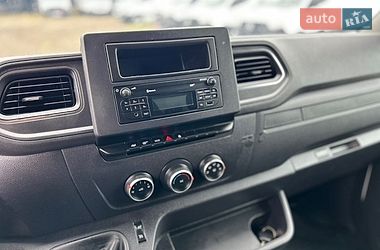 Тентованый Renault Master 2022 в Хусте