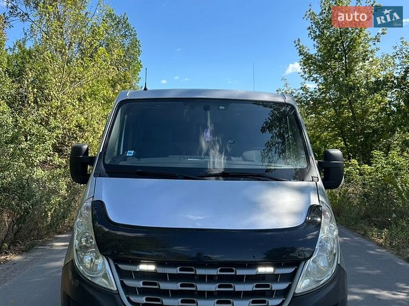 Автовоз Renault Master 2015 в Рівному