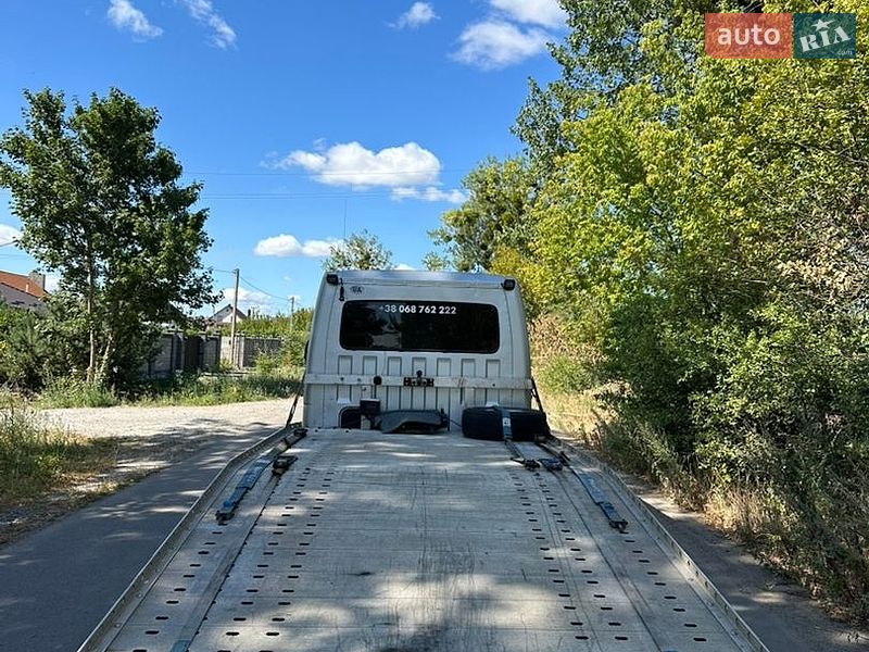 Автовоз Renault Master 2015 в Рівному