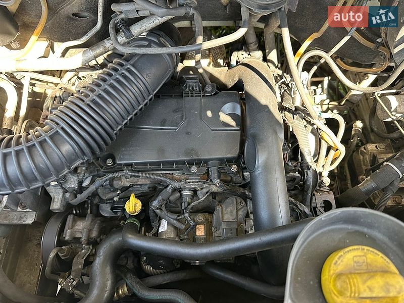 Автовоз Renault Master 2015 в Рівному
