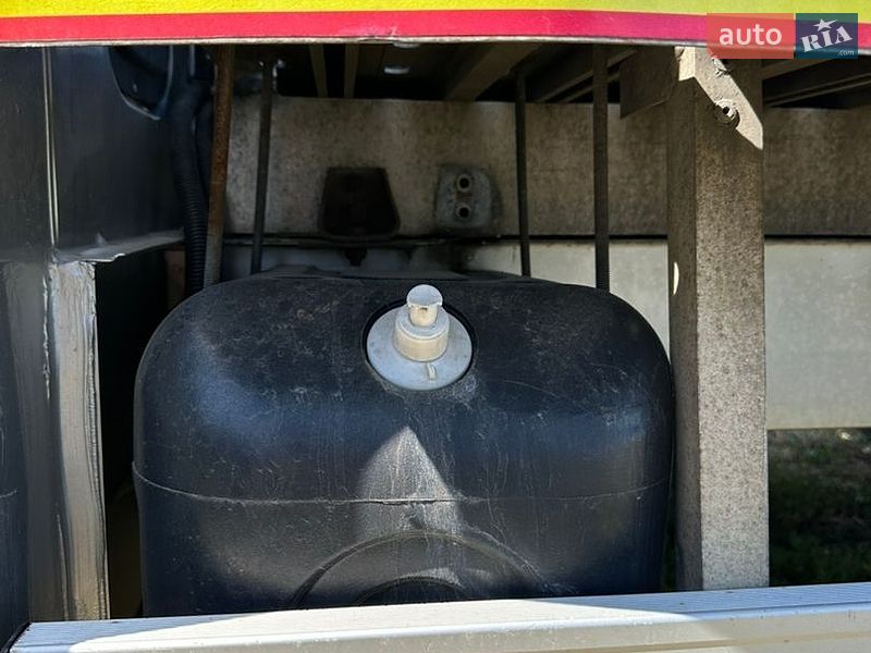 Автовоз Renault Master 2015 в Рівному