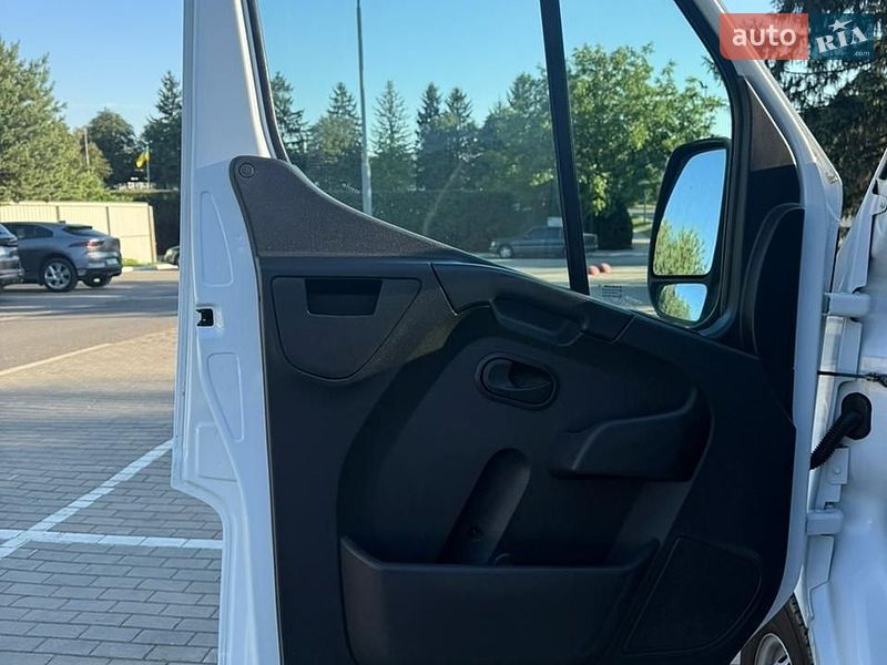 Грузовой фургон Renault Master 2019 в Луцке