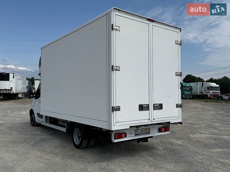 Вантажний фургон Renault Master 2018 в Львові