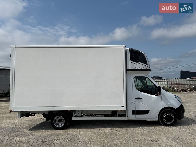 Вантажний фургон Renault Master 2018 в Львові