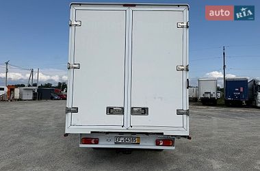 Вантажний фургон Renault Master 2018 в Львові
