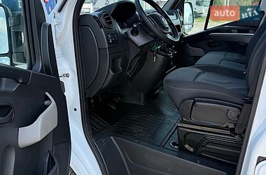 Вантажний фургон Renault Master 2018 в Львові