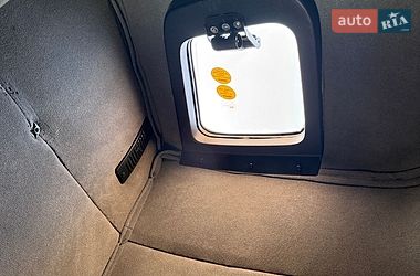 Вантажний фургон Renault Master 2018 в Львові