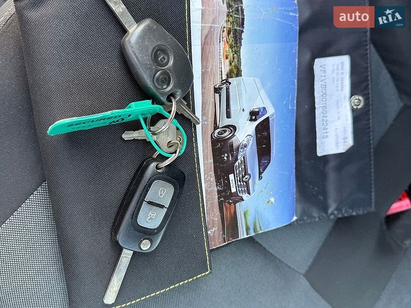 Вантажний фургон Renault Master 2018 в Львові