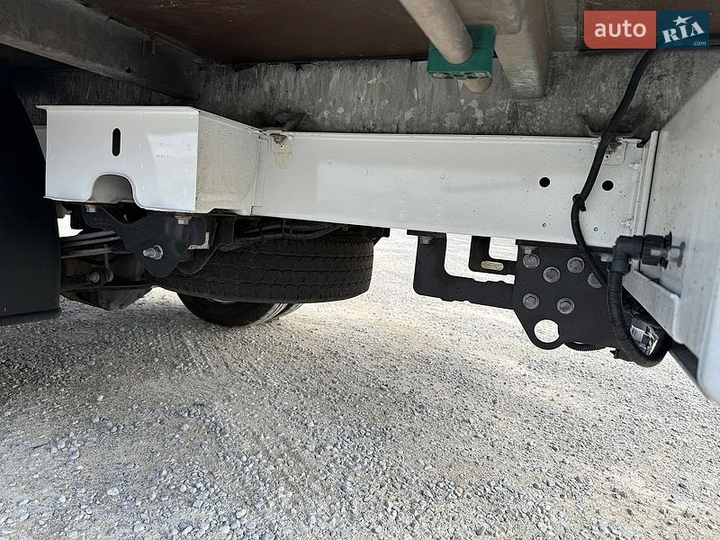 Вантажний фургон Renault Master 2018 в Львові