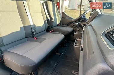 Вантажний фургон Renault Master 2022 в Львові