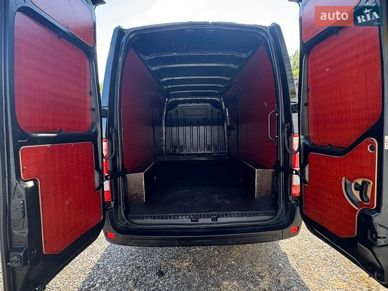 Грузовой фургон Renault Master 2021 в Ровно