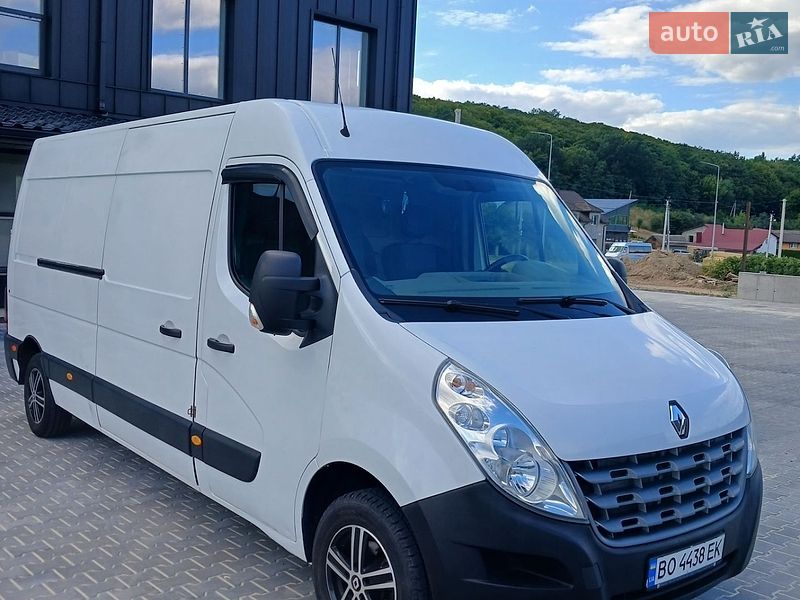 Вантажний фургон Renault Master 2013 в Теребовлі