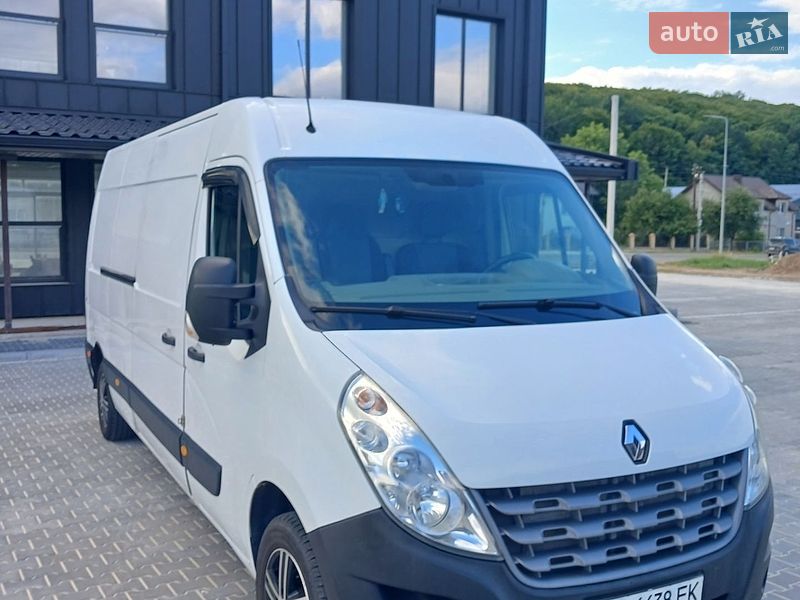 Вантажний фургон Renault Master 2013 в Теребовлі
