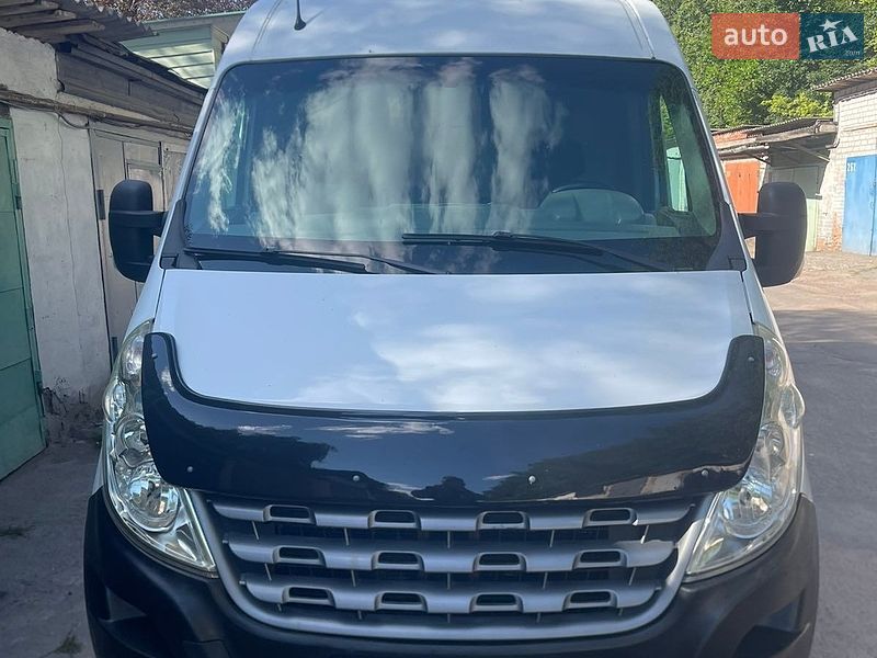 Грузовой фургон Renault Master 2012 в Житомире