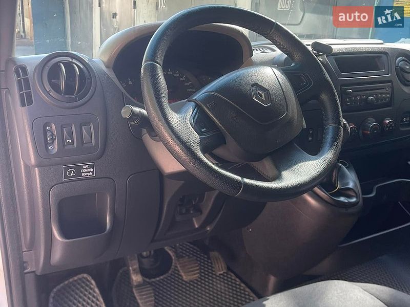 Грузовой фургон Renault Master 2012 в Житомире