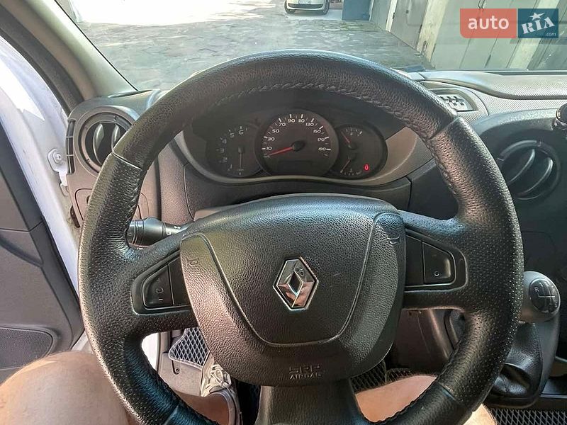 Грузовой фургон Renault Master 2012 в Житомире