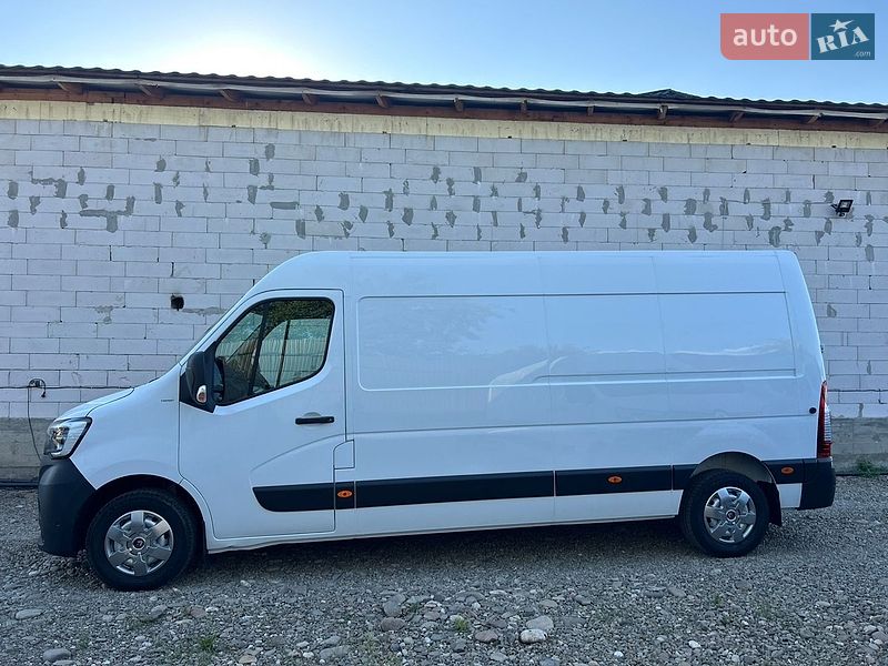 Грузовой фургон Renault Master 2021 в Хусте