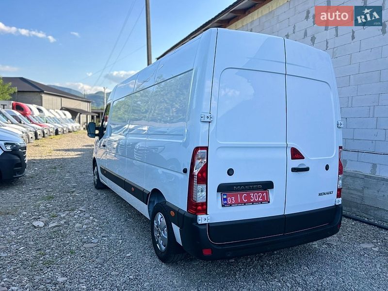 Грузовой фургон Renault Master 2021 в Хусте