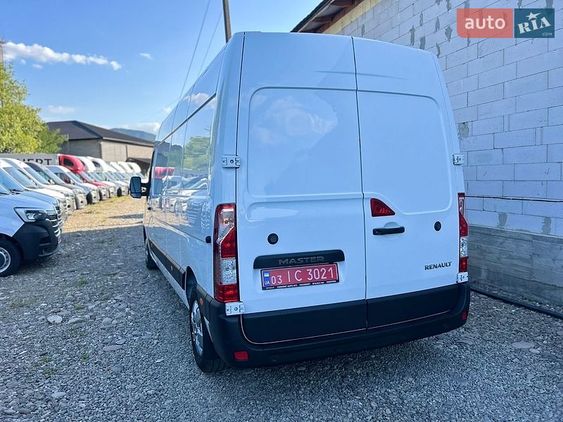 Грузовой фургон Renault Master 2021 в Хусте