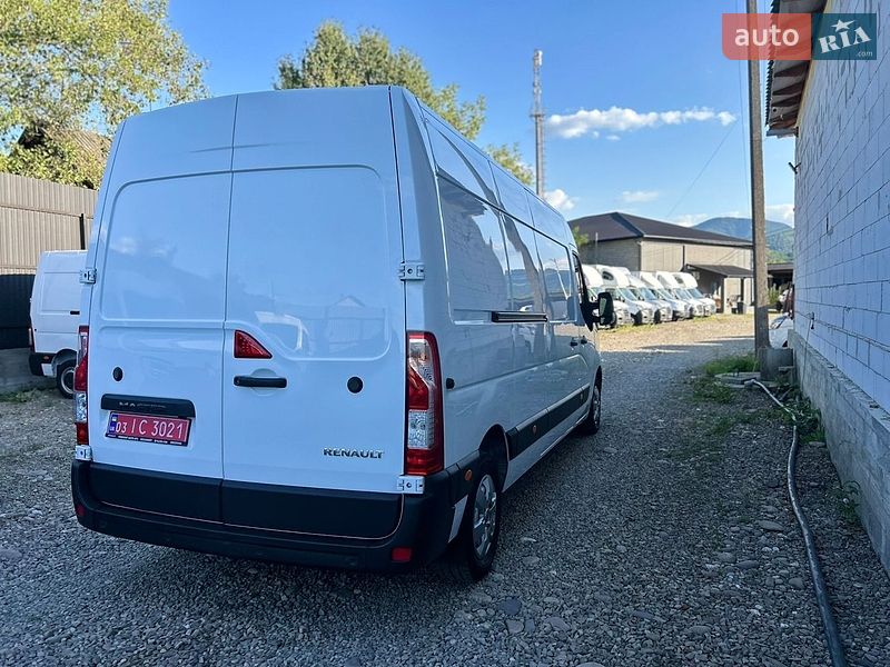 Грузовой фургон Renault Master 2021 в Хусте