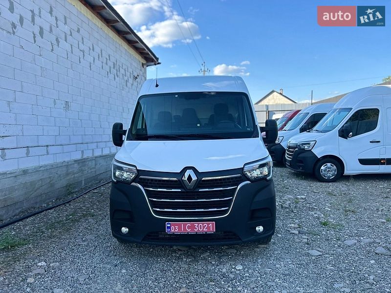 Грузовой фургон Renault Master 2021 в Хусте