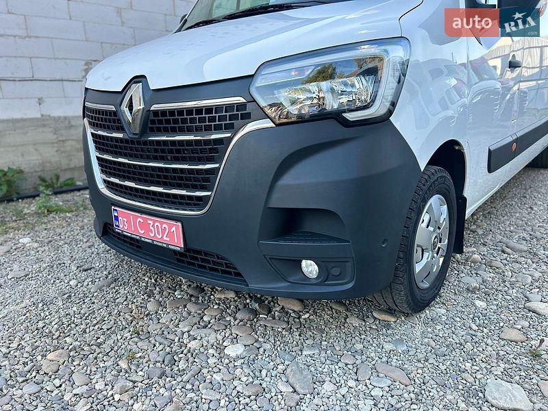 Грузовой фургон Renault Master 2021 в Хусте