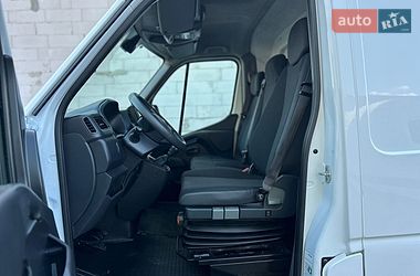 Грузовой фургон Renault Master 2021 в Хусте