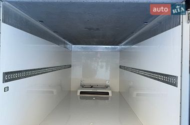 Вантажний фургон Renault Master 2021 в Львові