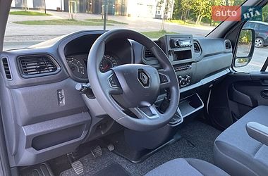 Вантажний фургон Renault Master 2021 в Луцьку