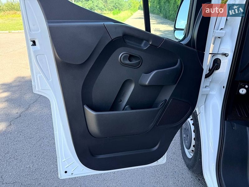 Тентований Renault Master 2022 в Києві фото 64 Тентований Renault Master 2022 в Києві