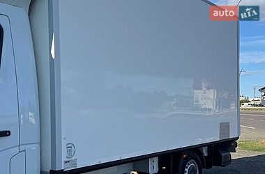 Грузовой фургон Renault Master 2017 в Луцке