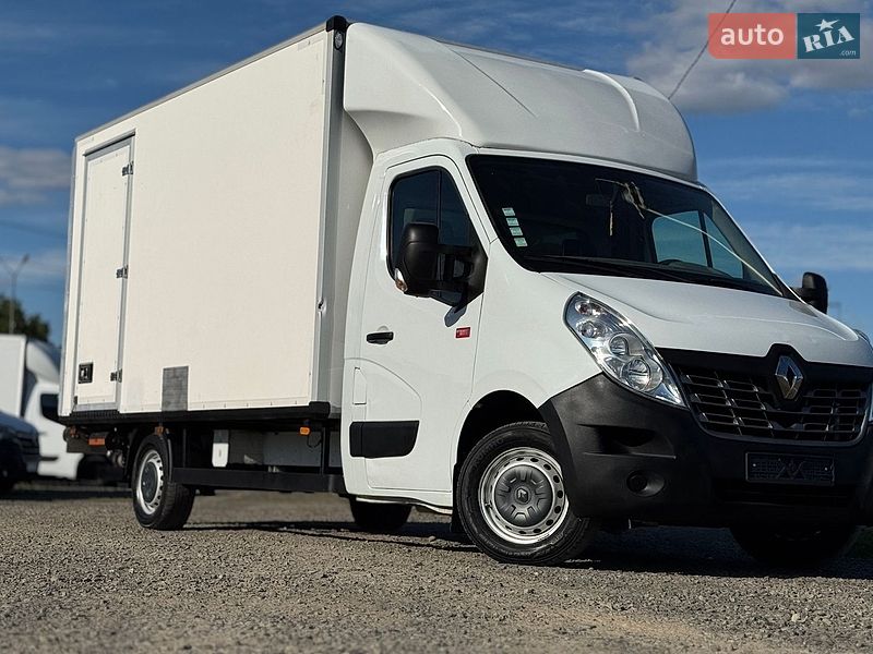 Грузовой фургон Renault Master 2017 в Луцке