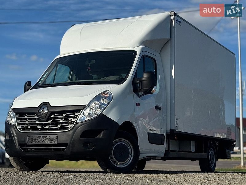 Грузовой фургон Renault Master 2017 в Луцке