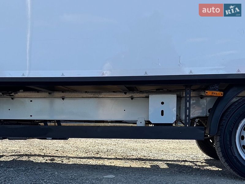 Грузовой фургон Renault Master 2017 в Луцке