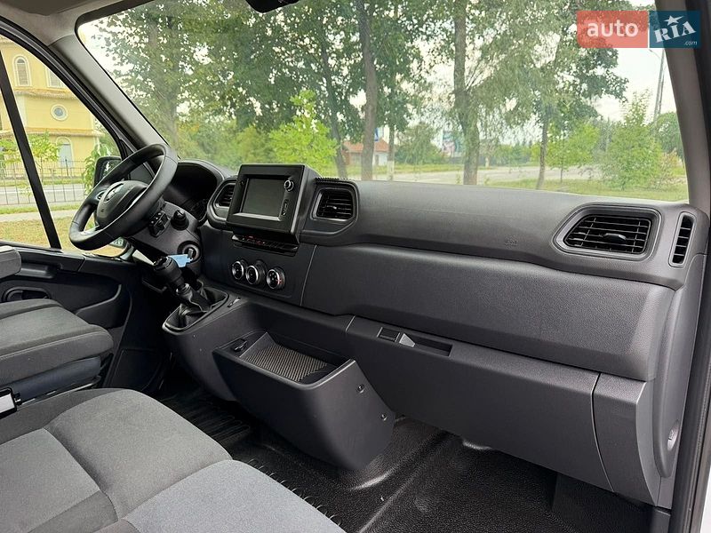 Вантажний фургон Renault Master 2025 в Івано-Франківську